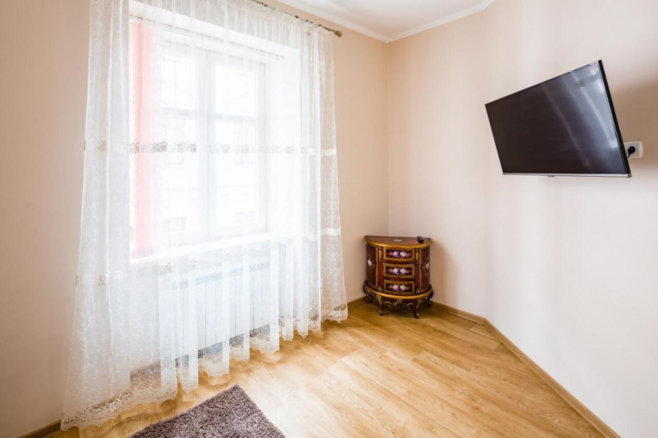 Romari Лесі Українки Apartment Lviv Exterior photo
